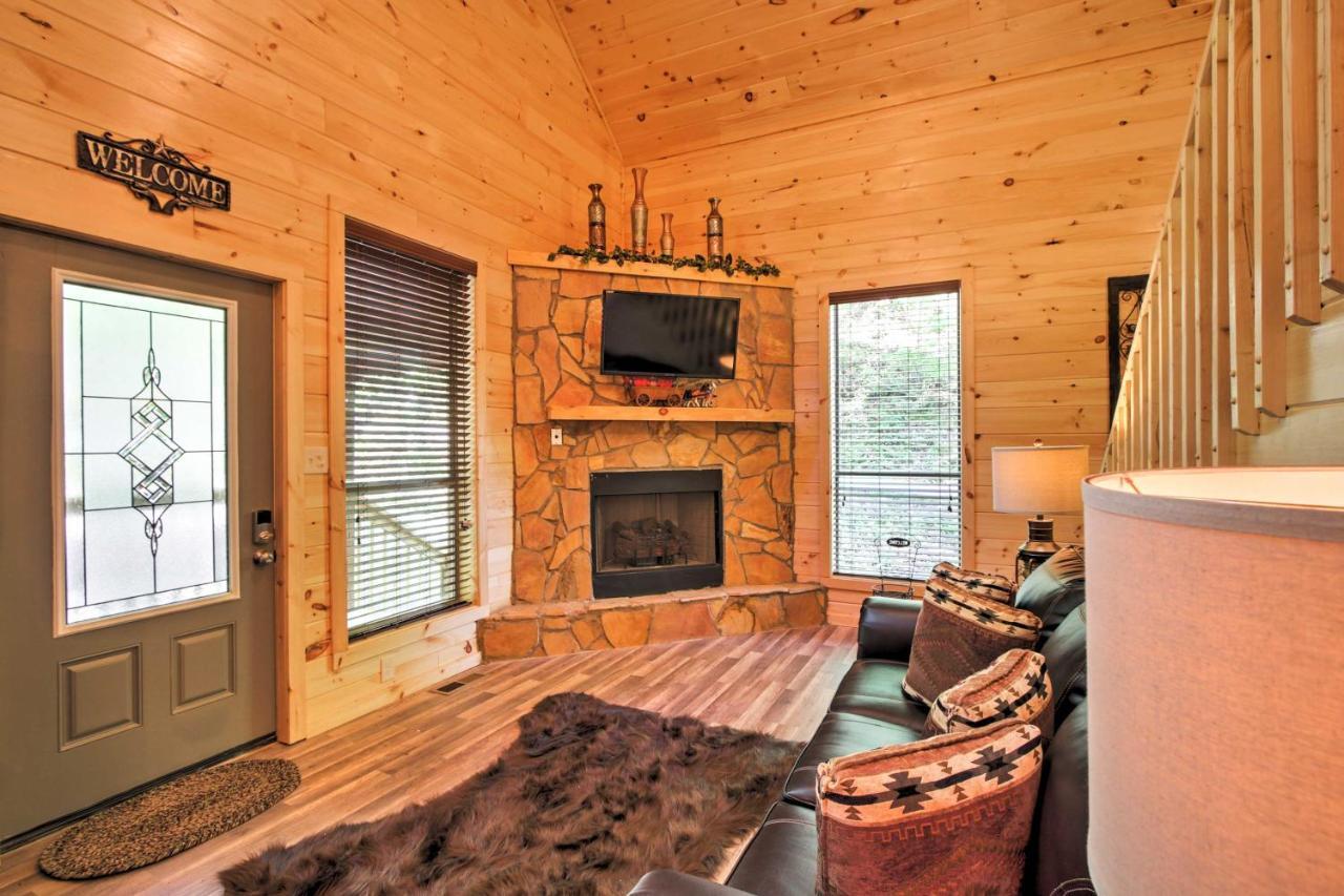 Gatlinburg Cabin With Hot Tub 5 Mi To Downtown Exterior foto